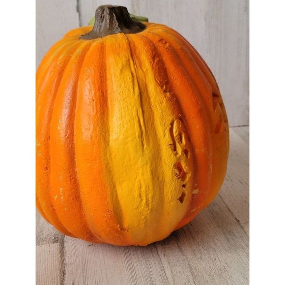 Vintage Matrix 1996 face foam lighted pumpkin Halloween decor - Picture 5 of 14